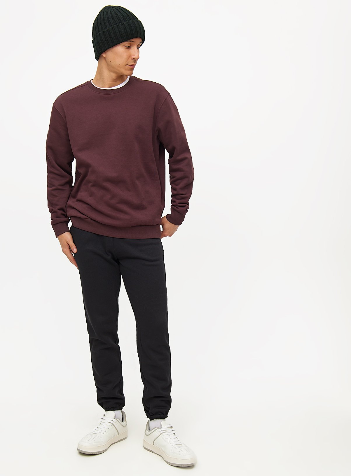 Dark Red Core Crew Neck Sweatshirt XL - Image 2 thumbnail